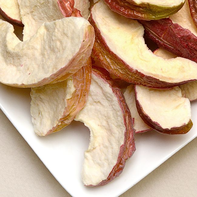 Freeze Dried Fuji Apple Slices with Peel